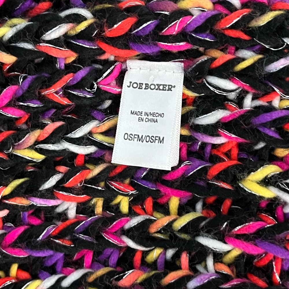 Joe Boxer Winter Scarf and Hat Set. Like New. OSFM - Picture 4 of 7